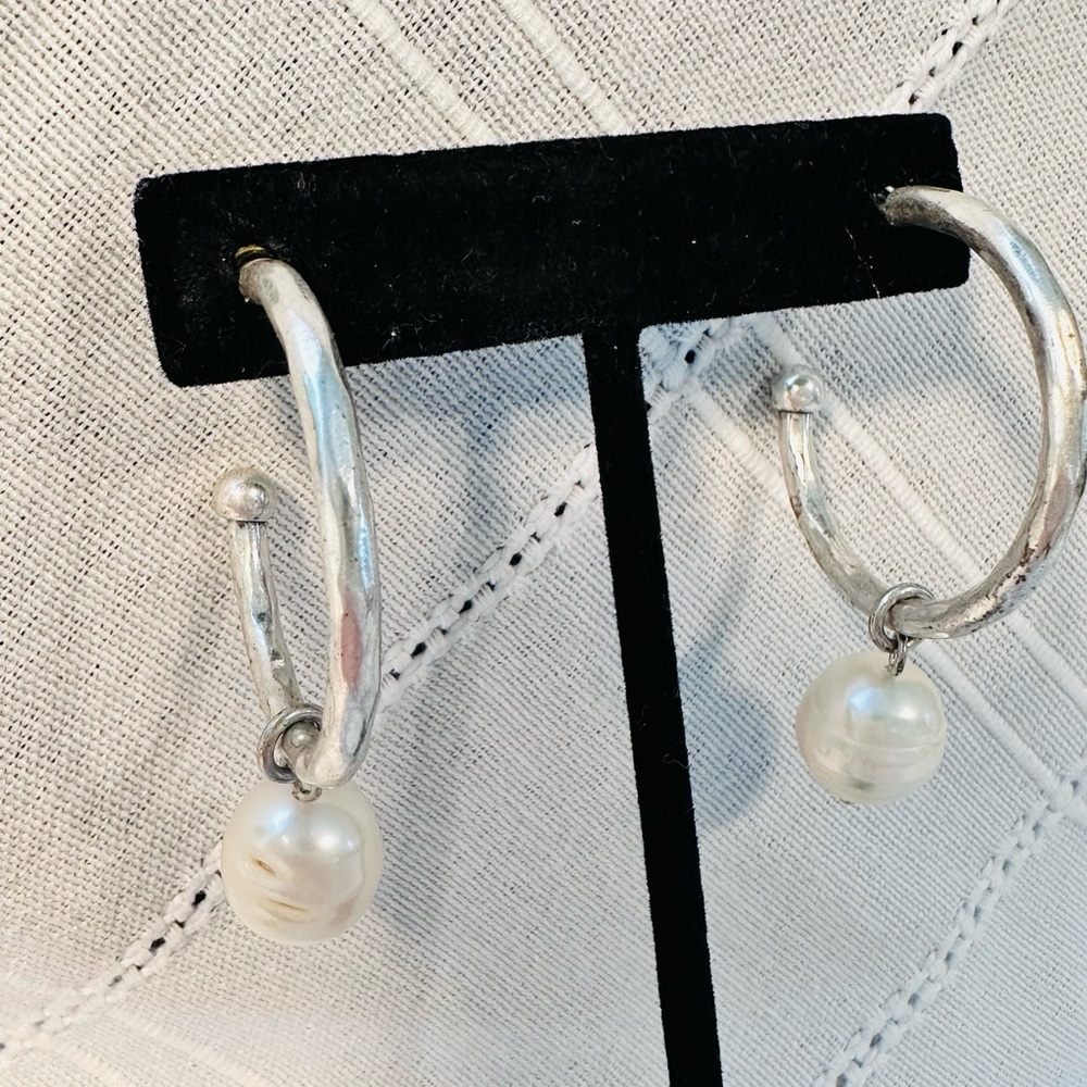 Elegant Silver Pearl Hoop Earrings